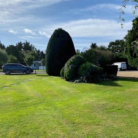 Lovely 4 Berth Chalet In The Coastal Village Of Heacham, Ref 92018Cs Buitenkant foto